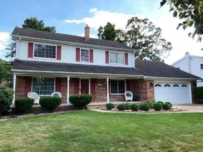 The entire contents of a beautiful 4 bedroom colonial that has always been pet free and smoke free. High quality items, almost all half off!