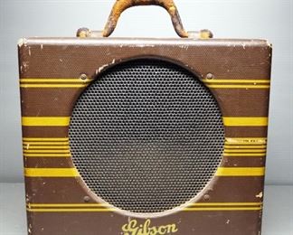 Gibson Speaker Model EH 100, Powers On