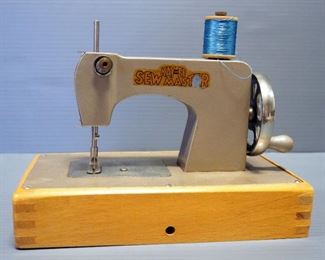 KAYanEE Sew Master Sewing Machine