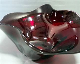 Duncan Miller Ruby Art Glass Vase And Bowl