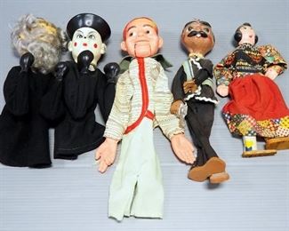 Hand Puppets And Marionettes (No Controllers), Total Qty 4
