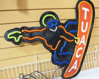 Tuaca Lighted Sign, Powers On