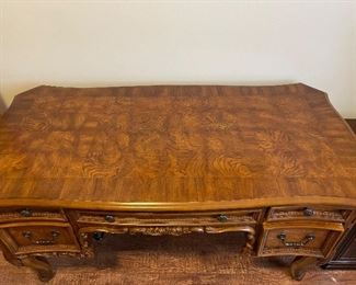 Additional view of the top of the desk