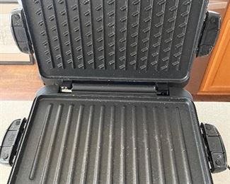 Additional view of George Foreman grilling machine