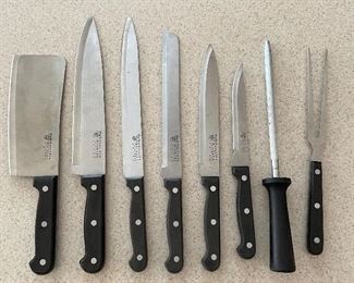 Phillipe Richard knife set (8),  was $20, NOW $14