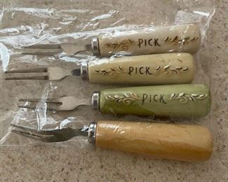 4 "Pick" forks,  was $5, NOW $3