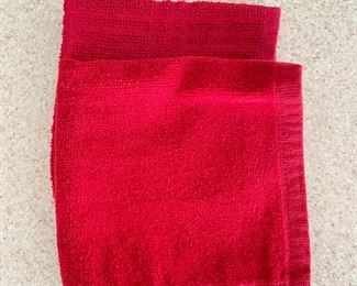 Set of 2 red washcloths, was  $3, NOW $2