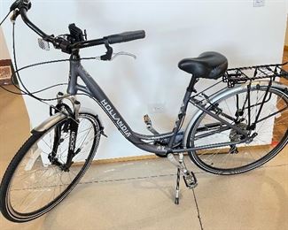 Hollandia Villa Commuter grey bicycle,  *LIKE NEW!  $185