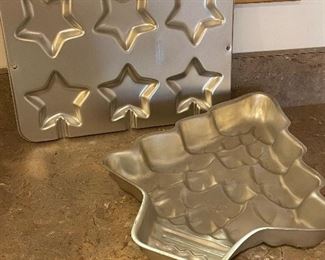 Star mold pan and Xmas tree mold pan, was $5 each, NOW $4 each