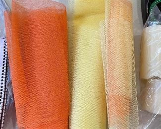 Netting that comes with tuftee maker