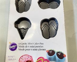 Wilton mini cakes pan,  was $8, NOW $5