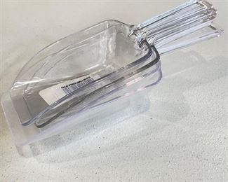 Measuring scoops,  $4