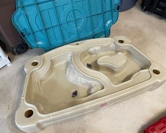 Additional view of STEP 1 waterplay