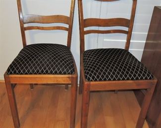 Side / dining chairs (3)