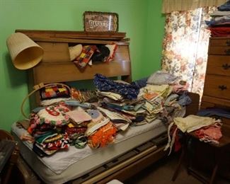 LINENS, hospital bed, 3/4 bed headboard