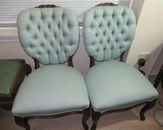 ANTIQUE VICTORIAN BALLOON BACK CHAIRS