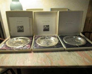 4 AUDUBON SOCIETY STERLING SILVER PLATES BY JAMES FENWICK LANSDOWNE INCLUDING THE CARDINAL, THE GOLDFINCH, THE WOOD DUCK AND THE RUFFED GROUSE. THE DANBRY MINT'S STERLING SILVER LIMITED EDITION THE ROAD-WINTER