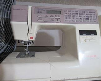 MEMORY CRAFT 7500 COMPUTER SEWING MACHINE
