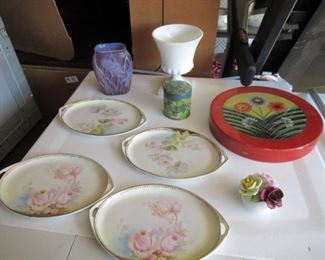 VINTAGE BEAUTIFUL CHIKARAMACHI 7 PIECE SERVING TRAY IN ORANGE, MILK GLASS VASE, PURPLE CARVED VASE, ANTIQUE JAPANESE TIN, VINTAGE RADNOR BONE CHINA 3 FLOWER FLORAL BOUQUET AND 4 SMALL VINTAGE HAND PAINTED PLATES BY ROYAL RUDOLSTADT PRUSSIA