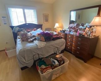 Rize mattress, queen bed 