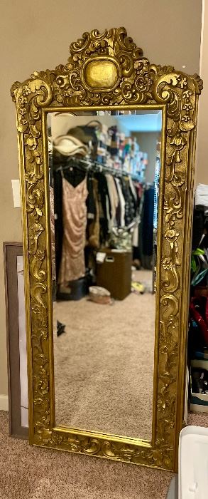 Huge dressing mirror