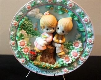 Precious Moments Sharing The Moments Collection "Love One Another" 3D Bisque Collectors Plate #08123 And 1986 "Grandma's Prayer" PM-861 Ceramic Figure