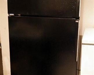 Amana 2 Door Refrigerator/Freezer, Model #TH18TW, 65" x 30" x 32", Plugged In And Powered On