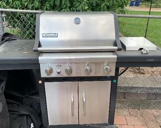 Glad BBQ grill with cover 