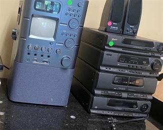 Karaoke / stereo equipment