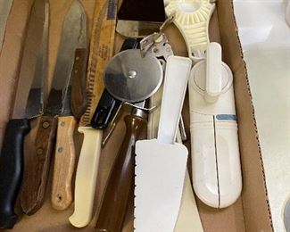 assorted kitchen items