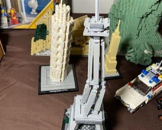 Lego - Eiffel Tower and Tower of Pisa