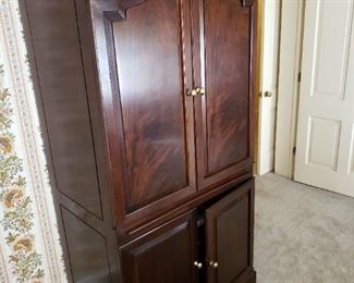 Armoire