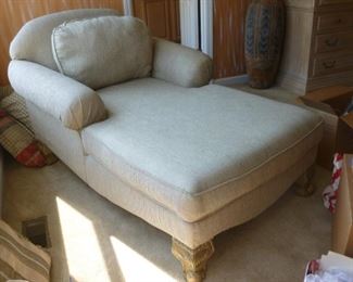 cool chaise w/neat feet