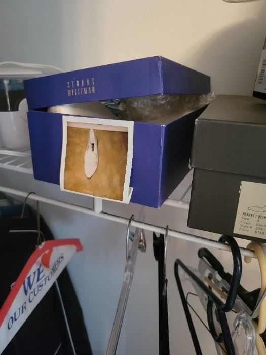 MOVING SALE WALL (BELMAR) in Belmar, NJ starts on 8/26/2022