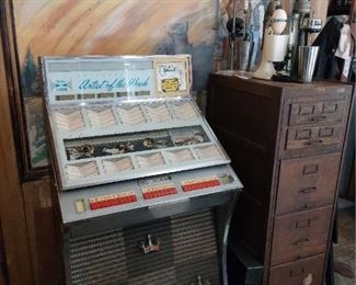 DID NOT PLUG IN -DO NOT KNOW IF IT WORKS