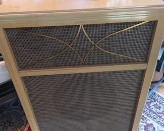 RARE BLONDE JENSEN SPEAKER--TRI-PLEX 3-WAY REPRODUCER SYSTEM--MODEL TP-200 WITH LEGS AND CERTIFICATE ON THE BACK