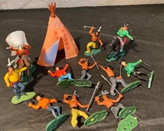 Cowboy and Indian Plastic Play figurines 