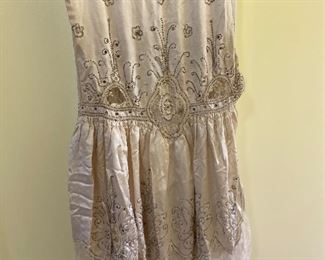 Antique Clothes 