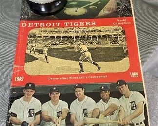 1969 Detroit Tigers 
Official Scorebook 