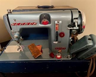 SEWMOR leather sewing machine