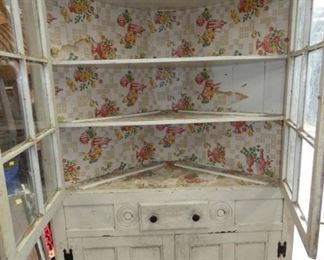 VIEW 4 INSIDE ORIG. SHELVES