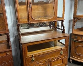 BELOW ADDITIONAL PICS/CAPTIONS FOR ITEM!