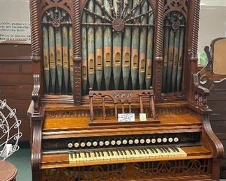 BELOW ADDITIONAL PICS/CAPTIONS FOR ITEM!