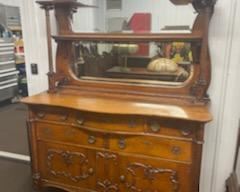 BELOW ADDITIONAL PICS/CAPTIONS FOR ITEM!