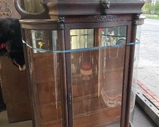 BELOW ADDITIONAL PICS/CAPTIONS FOR ITEM!