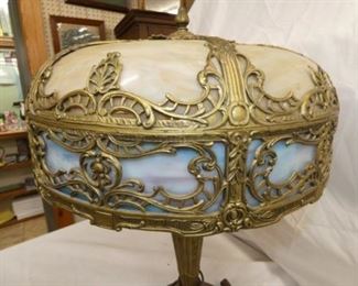 VIEW 6 18IN STAINED GLASS PARLOR LAMP