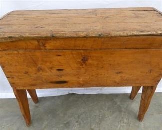 VIEW 4 1800'S DOUGH BOX