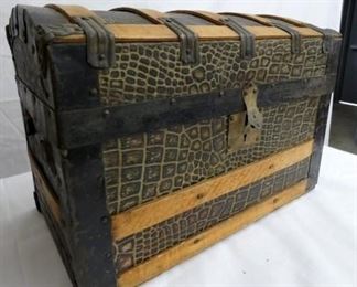 VIEW 2 CLOSEUP NICE CONDITION