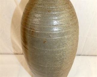 VIEW 3 OTHERSIDE SIGNED 1G.