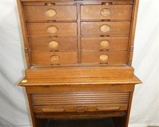 VIEW 4 OAK 2PC. W/ DOUBLE ROLL